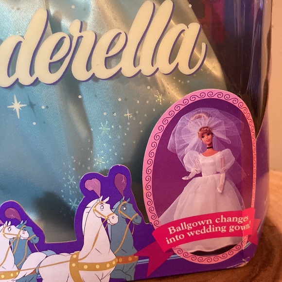 Vintage Mattel Disney Classics Cinderella Barbie Doll 1991 #1624 - Picture 3 of 7